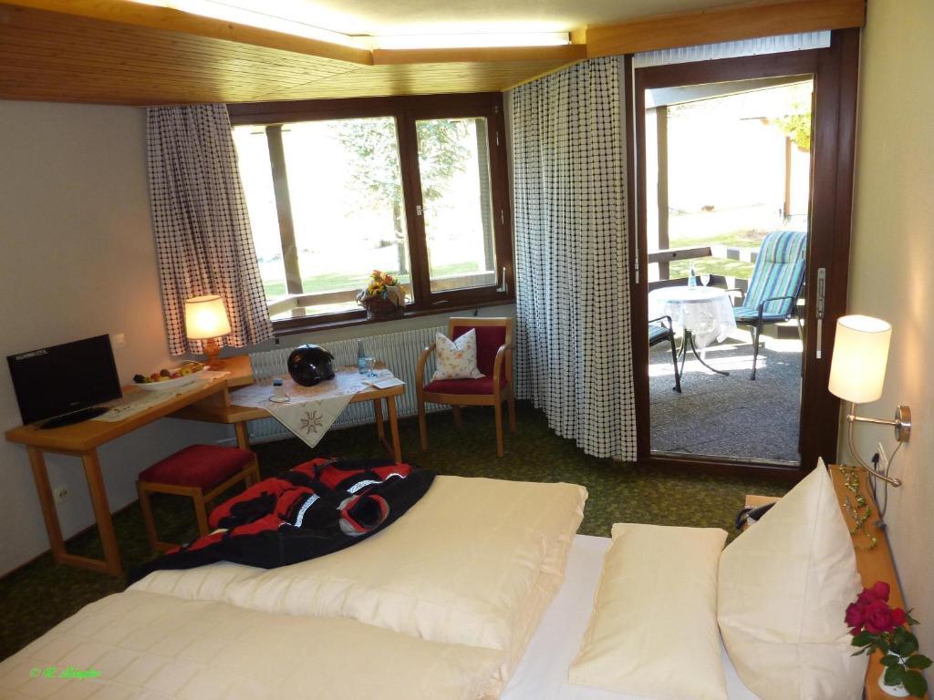 Akzent Hotel Lawine Todtnau Zimmer foto